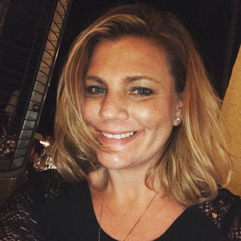 Meet your Posher, Laurie